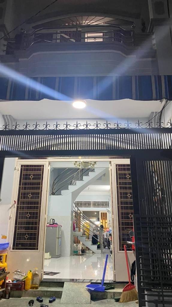 Bán nhà mặt tiền Hoa Đào, Phú Nhuận, 59m2, 3 tầng, chỉ 16.5 tỷ