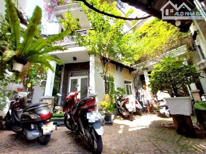 Gấp, Bán biệt thự Khu K300, Hoàng Hoa thám, phường 13 Tân Bình,10x20m, 3 tầng, 17 tỷ