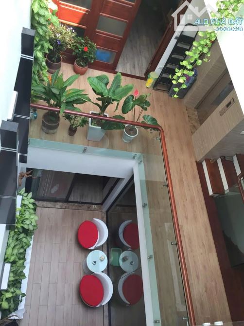 BÁN NHÀ PHỐ NGUYỄN VĂN CỪ LONG BIÊN 25 TỶ 110M2 MT 6M 5T THANG MÁY KINH DOANH Ở LÀM VĂN P