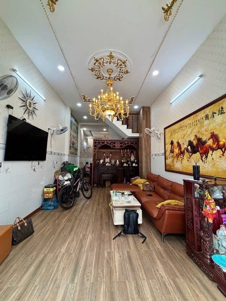 SIÊU PHẨM, BÁN NHÀ KHU PHÂN LÔ BÌNH TRỊ ĐÔNG, BÌNH TÂN, NHÀ ĐẸP Ở NGAY, SỔ HỒNG RIÊNG