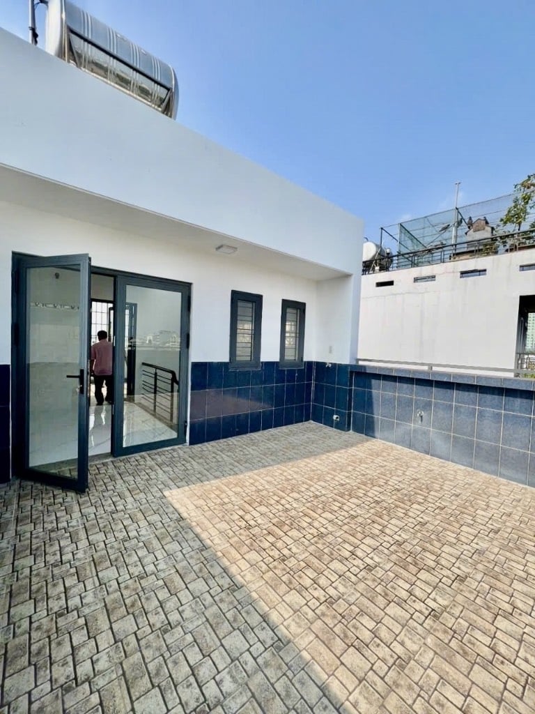 Bán nhà Mặt Tiền đường Đình Nghi Xuân, Bình Tân, DT 90m2, 4 Tầng 5PN 5WC, Kinh Doanh tốt