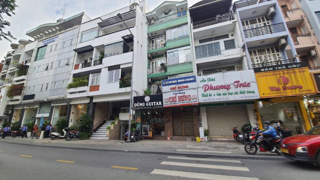 BÁN NHÀ MẶT TIỀN NGUYỄN THIỆN THUẬT, QUẬN 3, DT 4,2 x 7,7M, GIÁ 18 TỶ TL