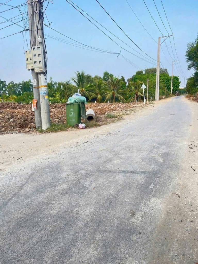 Bán nền thổ cư đường oto beton ấp 4, xã Tân Bửu dt 160m2 giá 1,65 tỷ