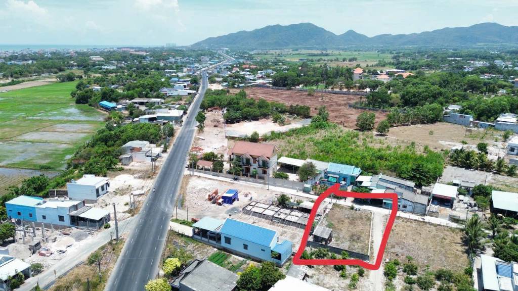 Bán gấp đất Phước Hải Đất Đỏ, đường ven biển, 647m2 ngang 14m, tiện kinh doanh, đầu tư