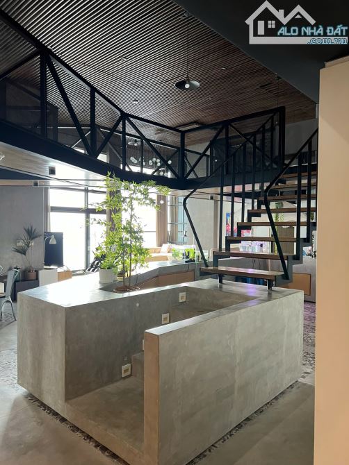 Bán căn hộ Duplex 5n4wc, 31 tỷ, 348m tại Petrowaco 97-99 Láng Hạ, Đống Đa, Hà Nội