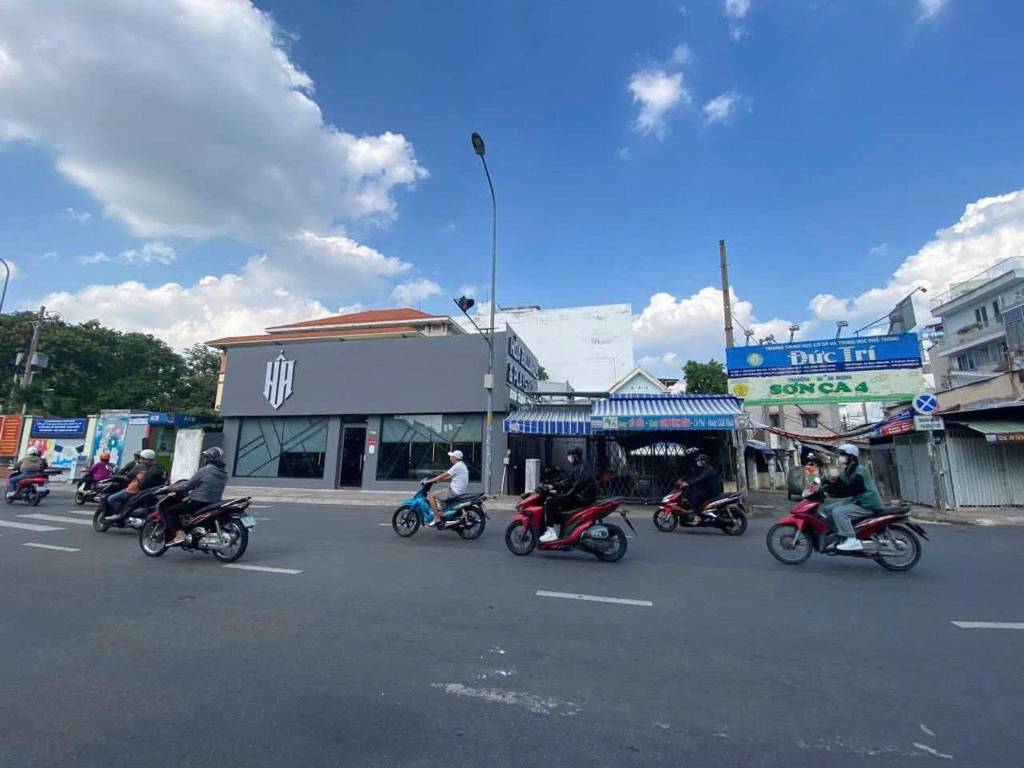 Bán nhà mặt tiền Nguyễn Kiệm, Phú Nhuận, diện tích 1101.2m2, giá 160 tỷ