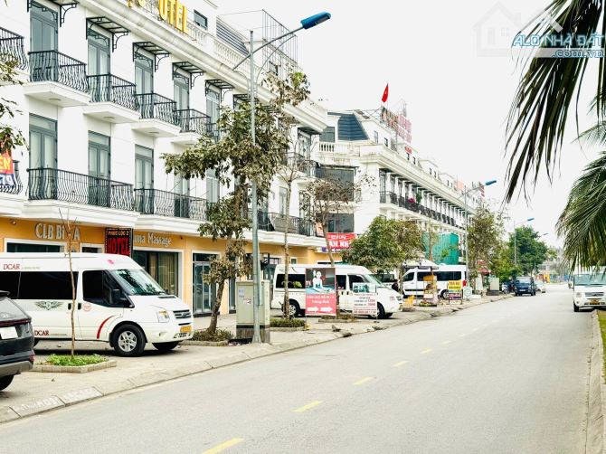 Bán ShopHouse 120m2 4 tầng tại Ecohome Tràng Duệ