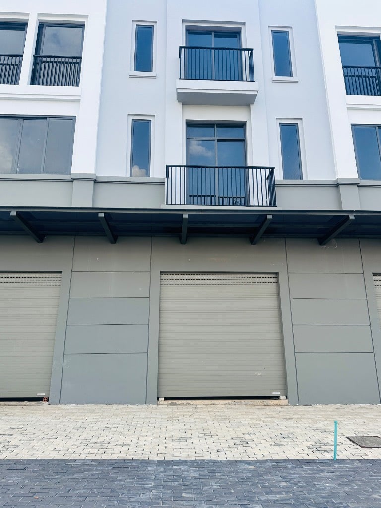 Bán Shophouse Mekong Distric, 1 trệt 2 lầu hoàn thiện, kinh doanh cực tốt