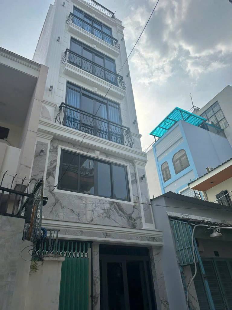 SIÊU PHẨM, BÁN NHÀ MT CAO THẮNG, QUẬN 3, DT 9.5X20M 3 TẦNG, HĐT 200TR/THÁNG, GIÁ 75 TỶ