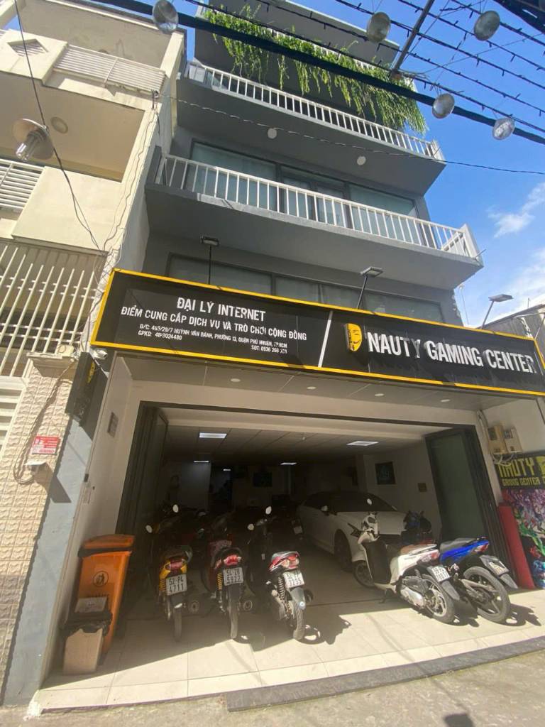Bán nhà hẻm xe hơi Lê Thị Riêng, Quận 1, 3 mặt thoáng, ngang 4,2x24m 2 lầu thang máy, giá 27 tỷ