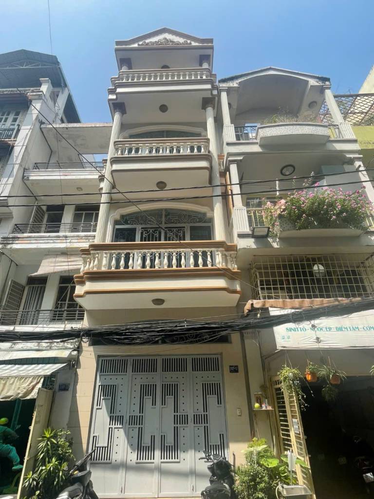 Bán nhà Hoàng Văn Thụ, Tân Bình, hẻm 10m 5 tầng, DT 76m2, giá 15 tỷ