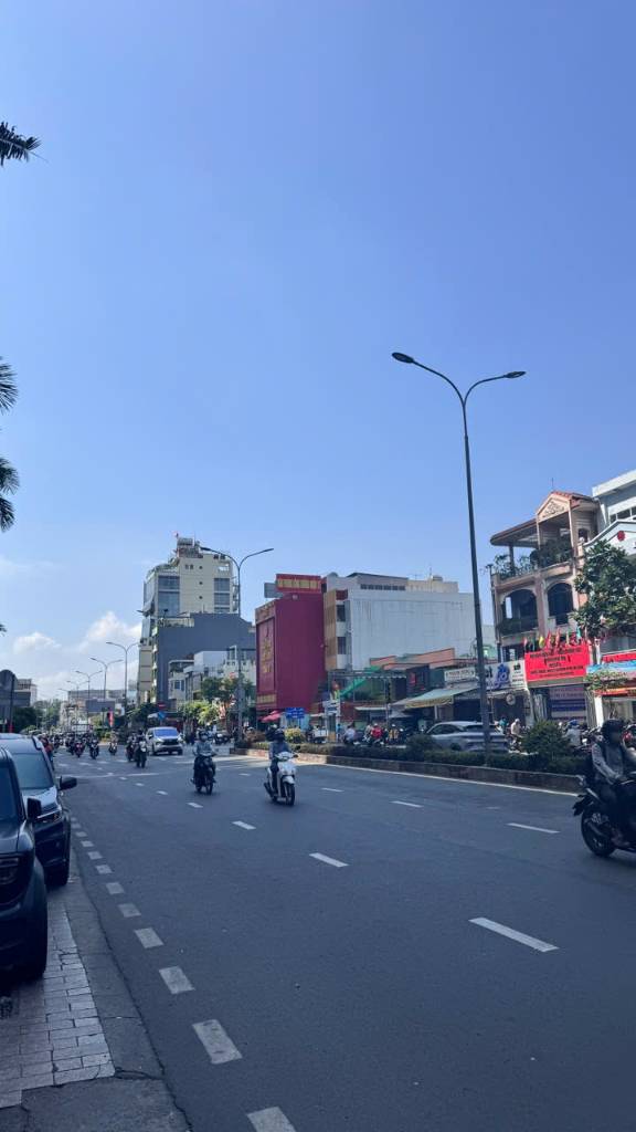 Bán nhà mặt tiền Lê Đại Hành Quận 11, DT 140m² 4 tầng gần Lotte Mart giá 45 tỷ