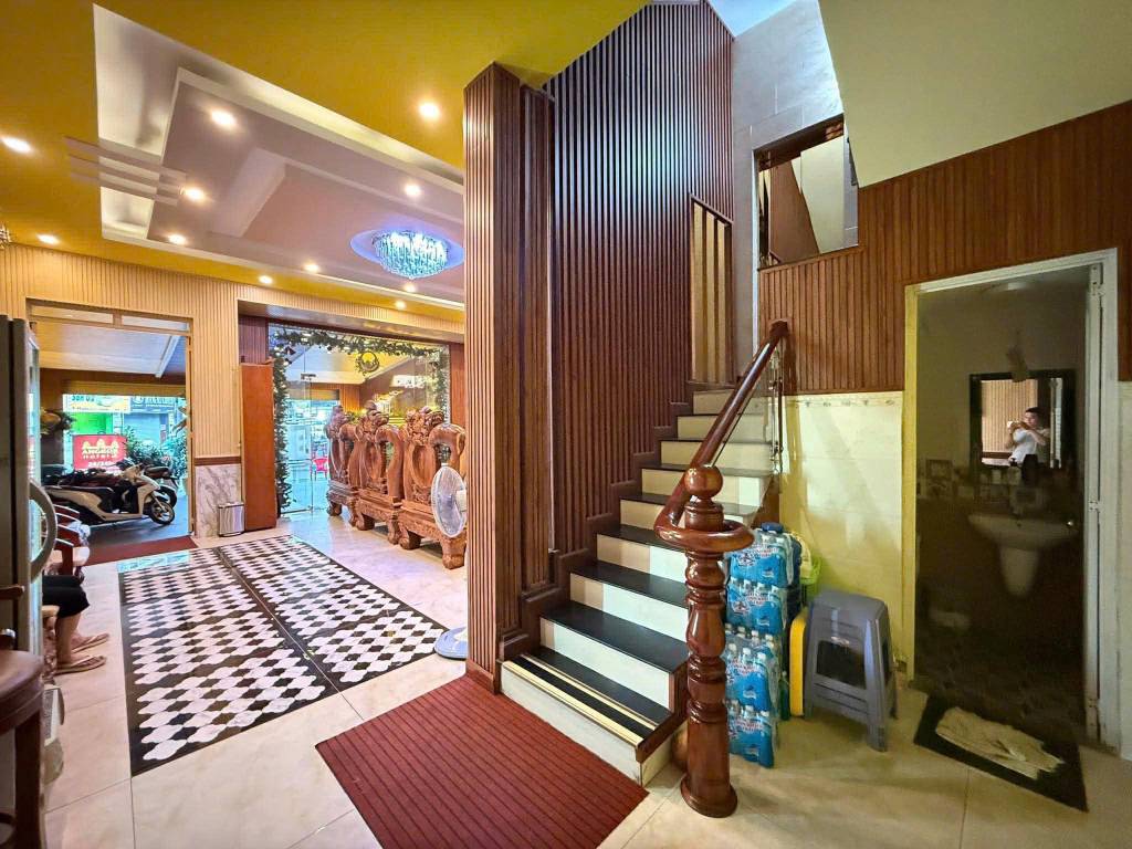 Bán mặt tiền thương hiệu Nam Kỳ Khởi Nghĩa Quận 1, 5x20m hầm 6 tầng, HĐT 150tr/tháng, 60 tỷ