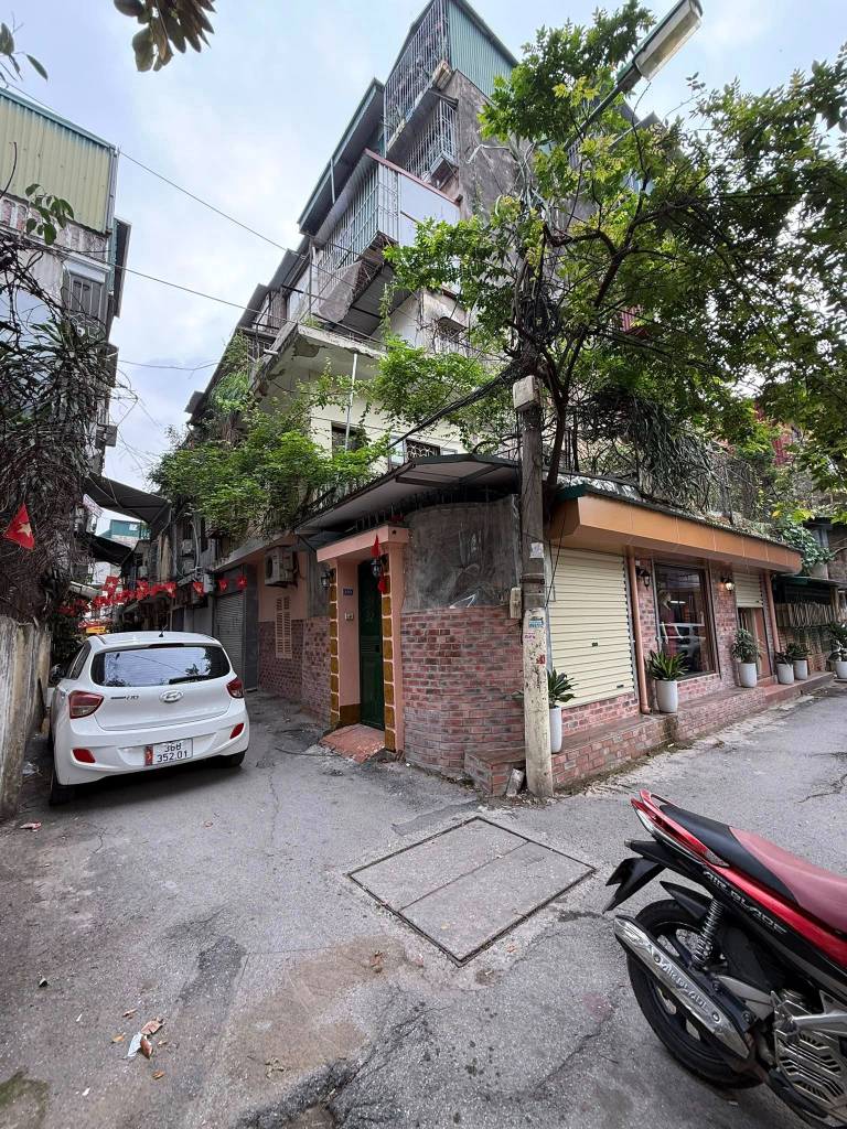 BÁN NHÀ ĐƯỜNG HOÀNG NGỌC PHÁCH, ĐỐNG ĐA, DT 430M2, 3 TẦNG, MT 16M