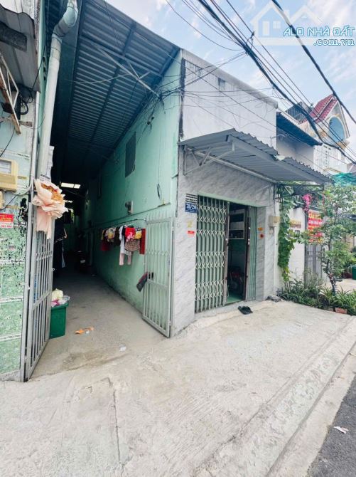Dãy trọ 5 phòng hẻm 8m thông đường Trần Thị Năm, 4x23m, giá 4.99 tỷ