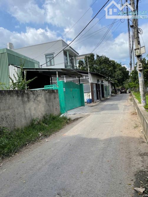Bán Nhà Xưởng Cấp 4 đường THẠNH XUÂN 13,phườngTHẠNH XUÂN,Q12,dt316m².DÒNG TIỀN 30tr/th