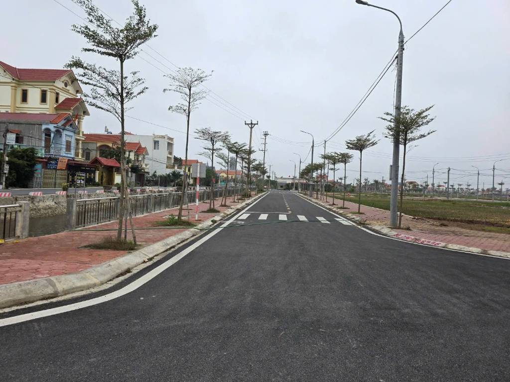 Bán đất xã Hải Xuân Hải Hậu Nam Định, dt 100m2 giá hơn 1 tỷ sổ hồng