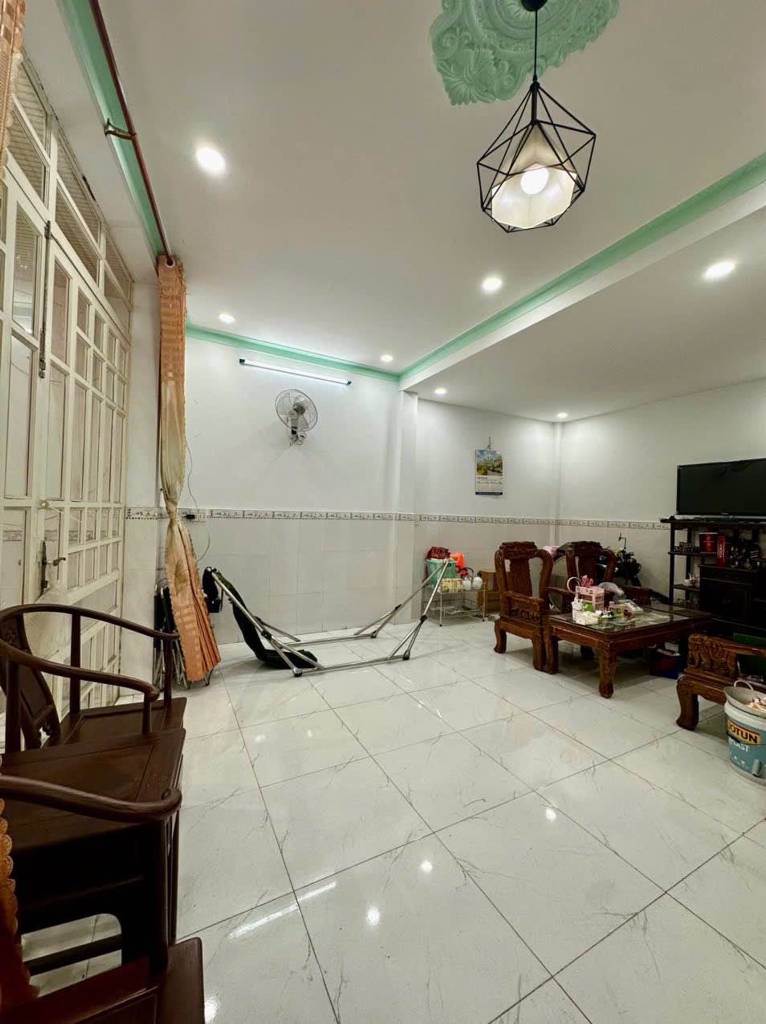 Bán nhà mặt tiền An Lạc Bình Tân, dt 106m2 ngang gần 6m , giá 6.68 tỷ gần Aeon Mall