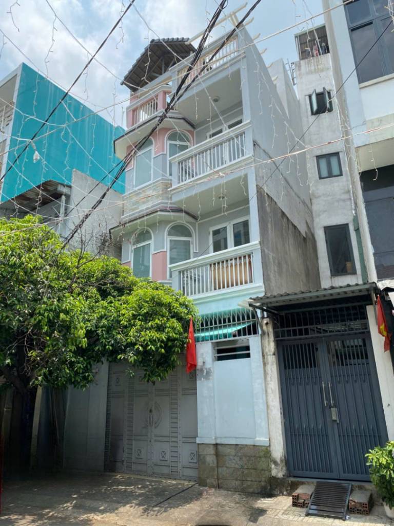 Bán nhà Cách Mạng Tháng 8 Quận 3, Ngang 6m cực hiếm, Sổ hồng riêng, Giá 18.2 tỷ