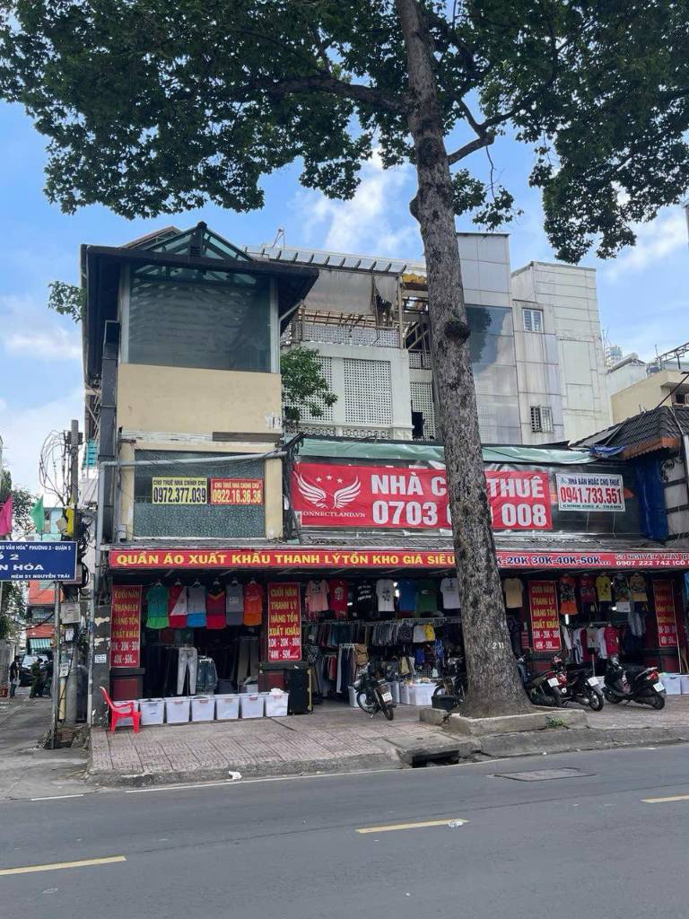 BÁN NHÀ GÓC 2 MẶT TIỀN NGUYỄN TRÃI QUẬN 5, QUỸ ĐẤT 617M², NGANG 20M, 4 TẦNG