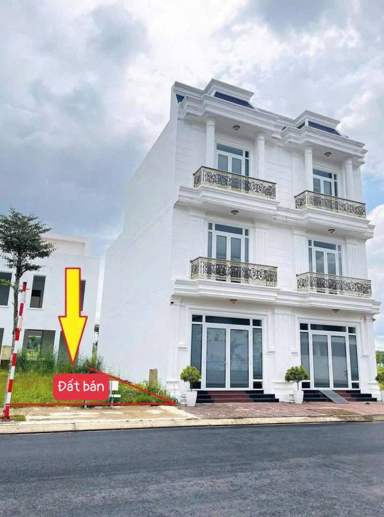 Bán đất nền Alana City, KĐT Bắc Sài Gòn, giá 1 tỷ 50 triêu, lô góc đối diện khu nhà hàng, quảng trường