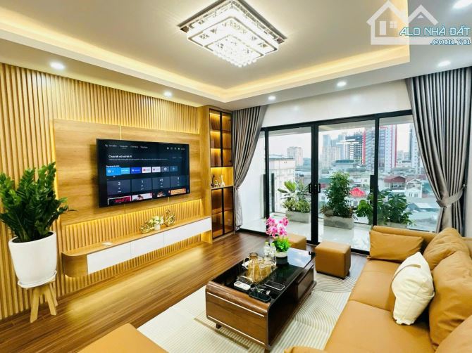 Giá tốt ! Căn hộ Chelsea Park - Trung Kính 130m2 3pn 2vs 12,3 tỷ (bp) căn góc, tầng trung
