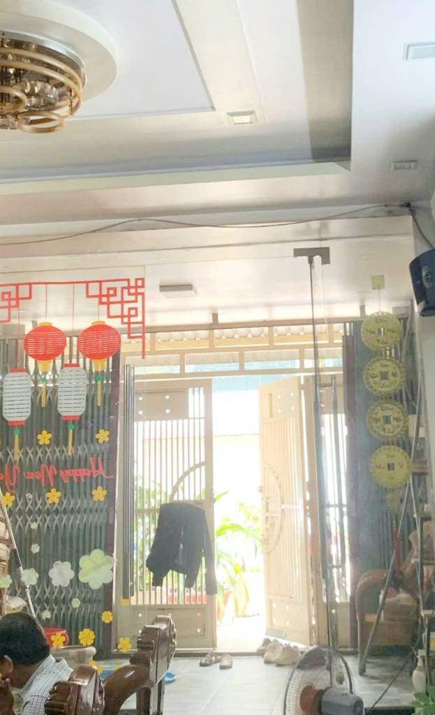 Bán nhà Võ Văn Kiệt Bình Tân, dt 92m2 hoàn công đủ xe tải né, chỉ hơn 5 tỷ