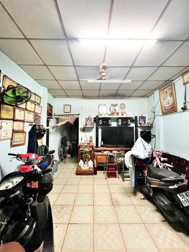 BÁN NHÀ MẶT TIỀN GÒ XOÀI, BÌNH TÂN, SÁT TÂN PHÚ, NGAY CHỢ KINH DOANH SẦM UẤT