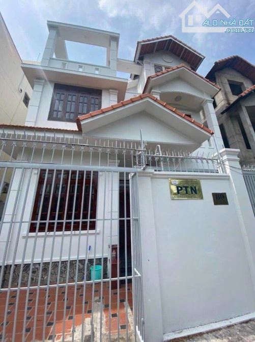 Biệt thự sát Biển - khu Phương Nam p Vũng Tàu tp HCM. Giá 23 tỷ [CCDV.P15]