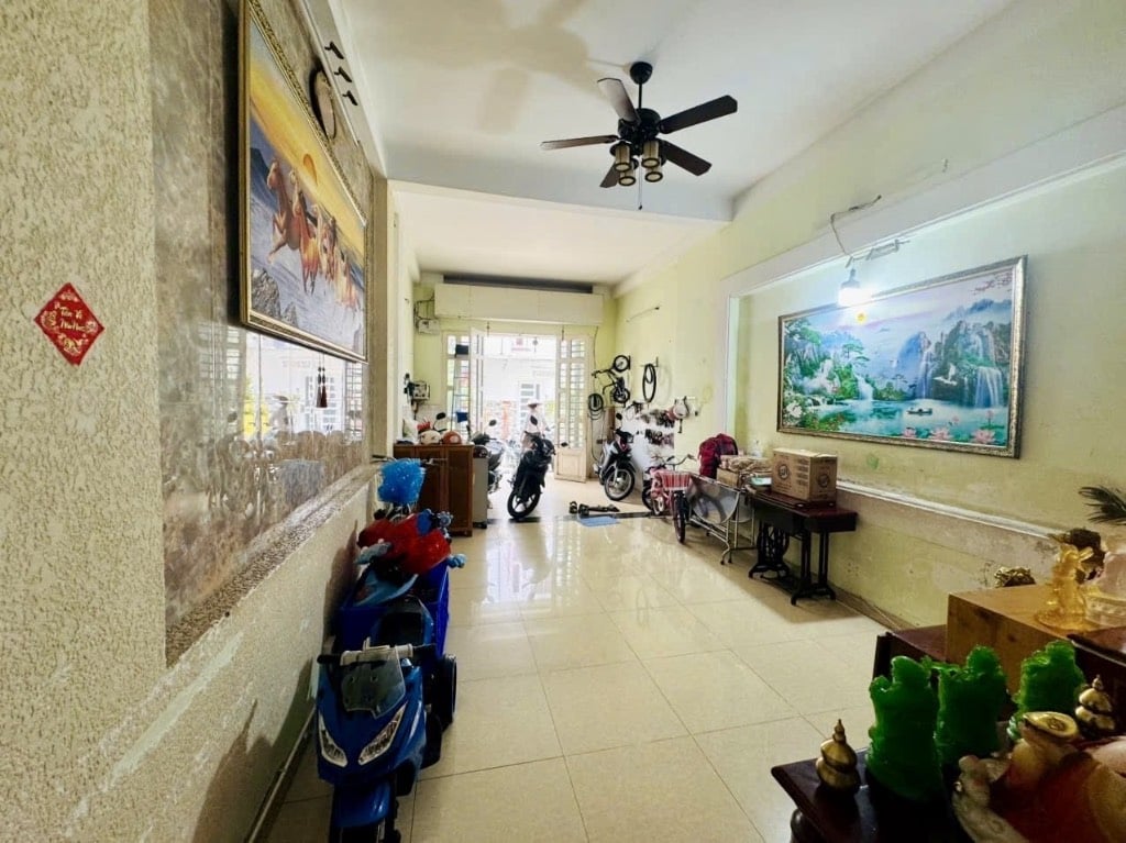 Bán nhà Hẻm Xe Hơi Đường Lê Văn Quới, Bình Tân, dt 85m2, 4 Tầng 4PN, Chính chủ lâu đời