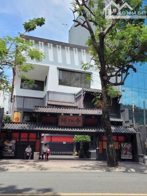 Bán nhà mặt tiền Trần Quốc Thảo, Quận 3, dt: 543,3m2 hầm 3 tầng đang làm nhà hàng Nhật
