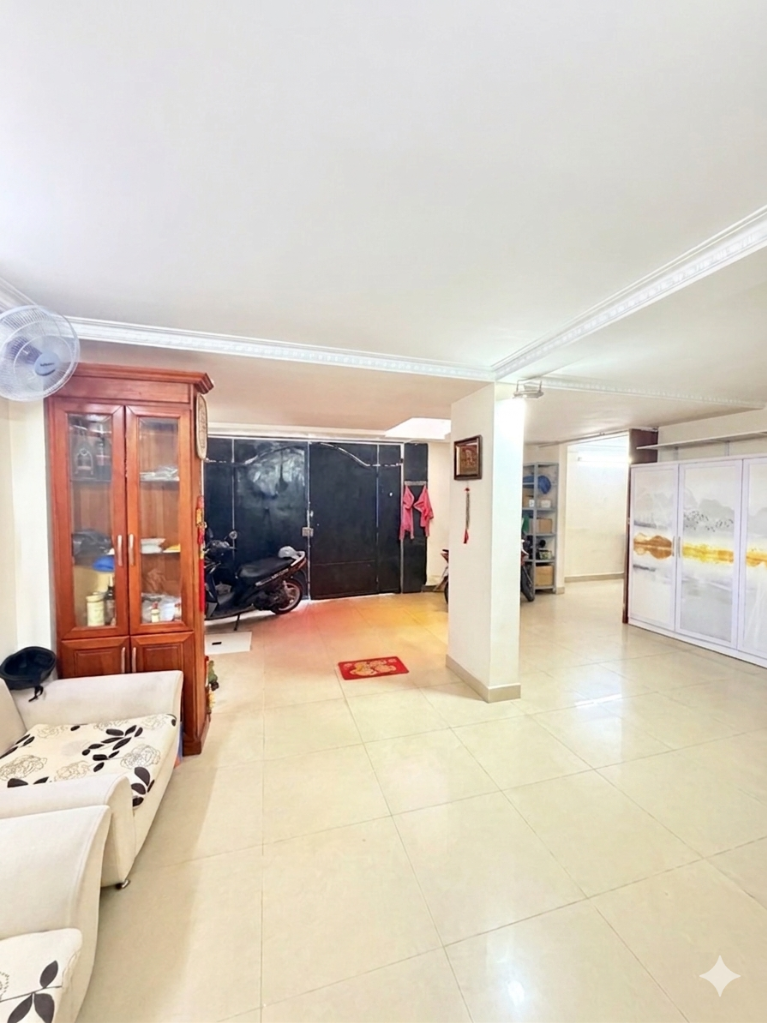 Bán nhà mặt tiền Nguyễn Văn Mại Tân Bình, khu VIP sân bay, diện tích 11x21m, chỉ 26 tỷ