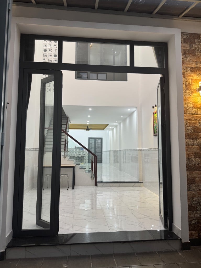 SIÊU PHẨM, BÁN NHÀ NGUYỄN VĂN LUÔNG QUẬN 6, HXH ĐỖ CỬA, NHÀ ĐẸP 82M2 CHỈ 7.9 TỶ