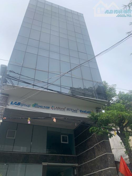 Tòa nhà ốp kính HXH Cộng Hòa P. 13 Tân Bình ngay Ga T3- 7,2x19m- Hầm 5 Tầng ST- Giá 40tỷ