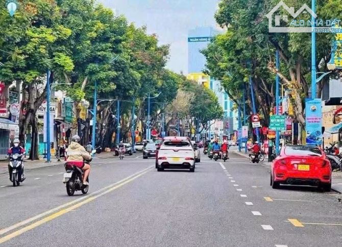 Bán nhà mặt tiền Phan Chu Trinh Sát biển Bãi Sau Thuỳ Vân TP.VT(đi bộ ra 200m) giá tốt
