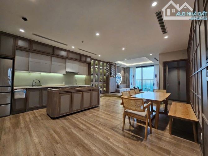 HOT – Siêu Đẹp! Chung cư Usilk City 120 m2, 3 ngủ, 2 vs chỉ 6.X tỷ