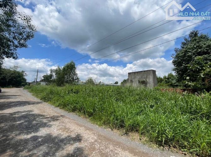 Bán 9000m2 đất quy hoạch SKC ngoài KCN tại An Viễn, Trảng Bom, Đồng Nai giá chỉ 2x tỷ