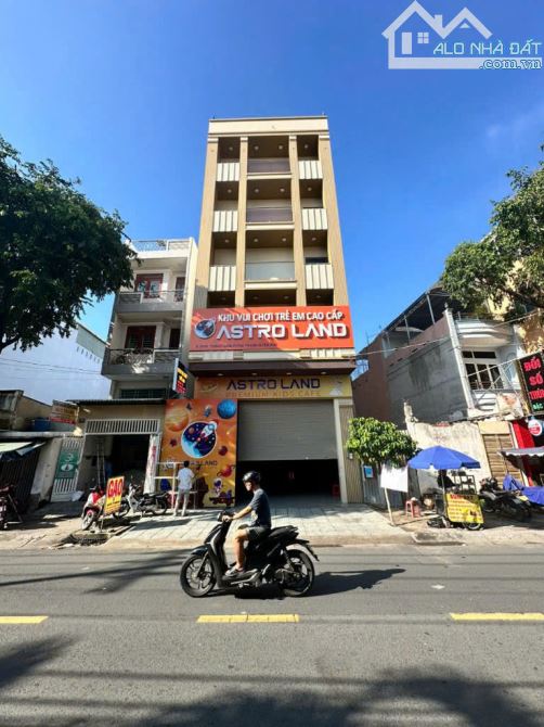 TÀI SẢN GIỮ TIỀN ! Tòa Nhà VP Mặt tiền Thạch Lam | Dt: 10X22m | 8 Tầng, thang máy, PCCC |
