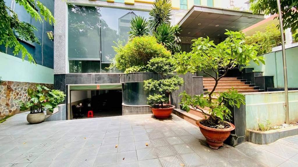 Bán building Võ Thị Sáu Quận 3, diện tích 430m2, giá 170 tỷ