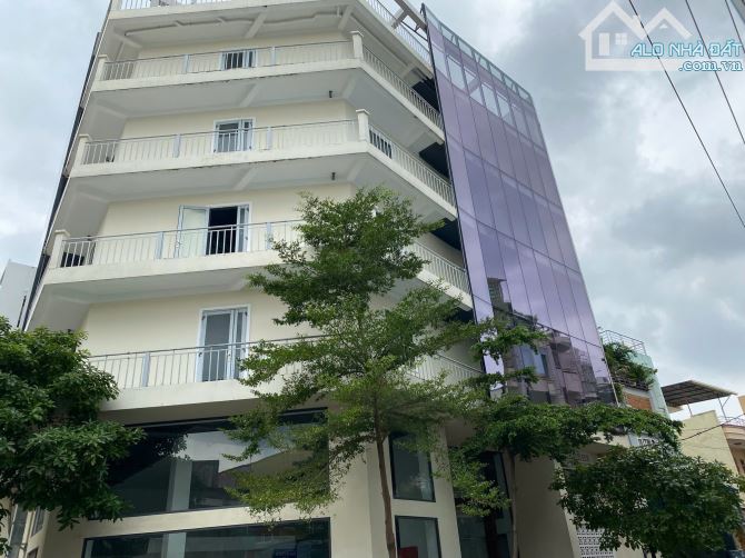 Building góc 2MT ngay Cao Thắng, Quận 10 - DT: 20mx15m - hầm 6 tầng. HĐT: 280tr - 68 tỷ