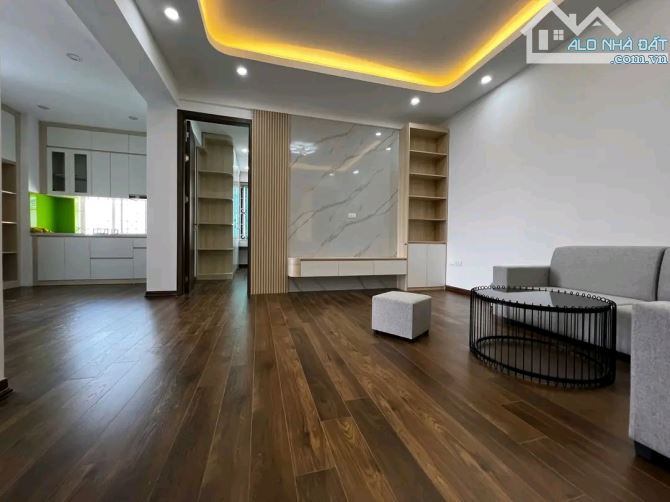 NHÀ DÒNG TIỀN PHỐ ĐỨC DIỄN - NHÀ MỚI - LÔ GÓC ĐẸP - THANG MÁY - THU NHẬP ỔN ĐỊNH.