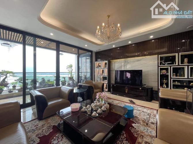 Chuyển nhượng căn hộ Penhouse chung cư Aqua Central, 44 Yên Phụ, Ba Đình, chỉ 99 tỷ