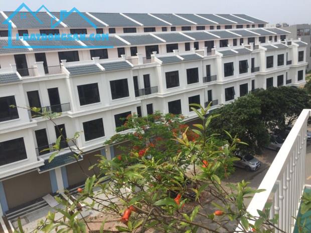 Chỉ còn duy nhất căn nhà xây thô 4 tầng 1 tum phường An Hoạch giá cực kỳ ưu đãi