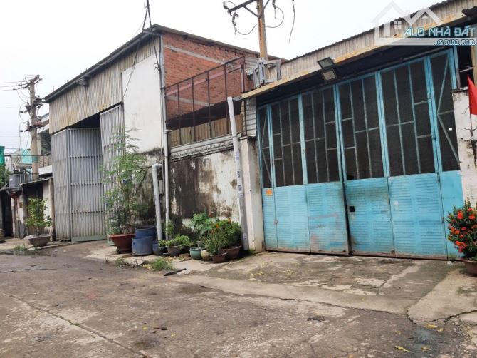 Bán nhà kho thích hợp làm xưởng sản xuất An Dương Vương An lạc diện tích 1.164 m2 giá 81