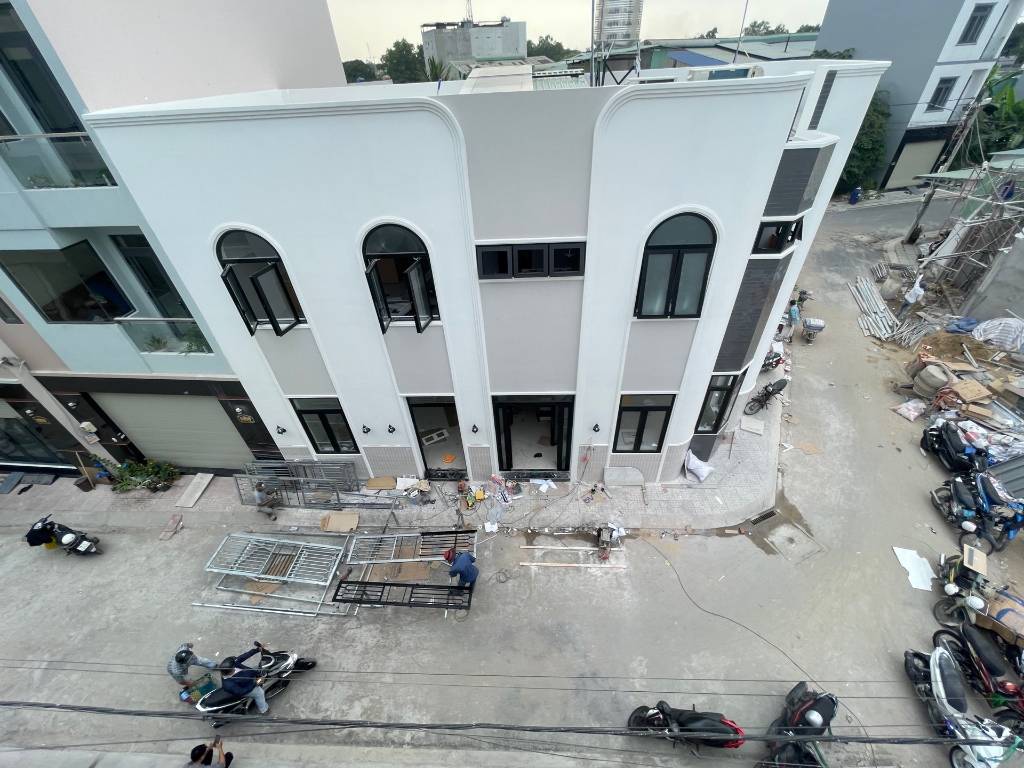 BÁN NHÀ AN LẠC BÌNH TÂN, NHÀ ĐẸP MỚI XÂY, XE HƠI ĐẬU CỬA, CHỈ NHỈNH 5 TỶ, HỢP THỜI ĐẠI