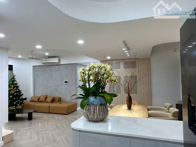 Chủ bán CH Hà Đô Park View Cầu Giấy DT 127,55m 3PN View Công Viên SĐCC giá 90tr/m Full NT