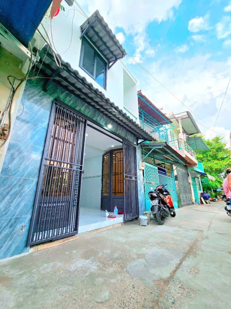 BÁN NHÀ HƯƠNG QUÊ QL50 QUẬN 8, HẺM THÔNG, 24M² 2 TẦNG 1PN 2WC, GIÁ 1.78 TỶ TL