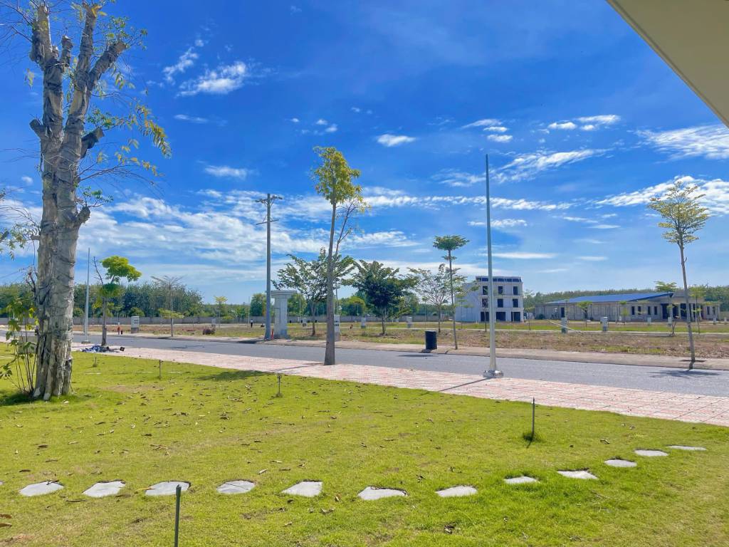 Bán đất Alana City Phước Hòa Phú Giáo Bình Dương 70m2 giá 1,139 tỷ