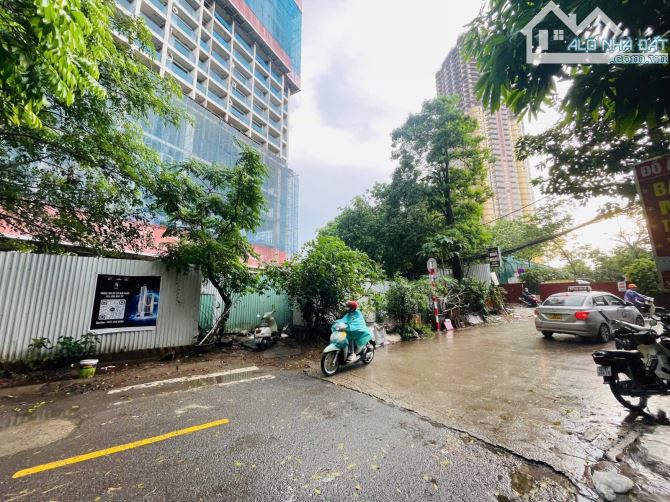 BÁN NHÀ AN DƯƠNG VƯƠNG TÂY HỒ TRONG ĐÊ 2 THOÁNG GẦN Ô TÔ DT130M2 x MT 9,7M CHỈ 19,6 TỶ