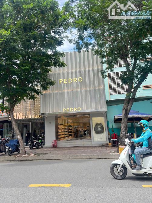 Bán nhà hẻ 8m đường Mai Lão Bạng - Văn Chung, P13, Tân Bình. 6.4m x 21m cho thuê 50 triệu
